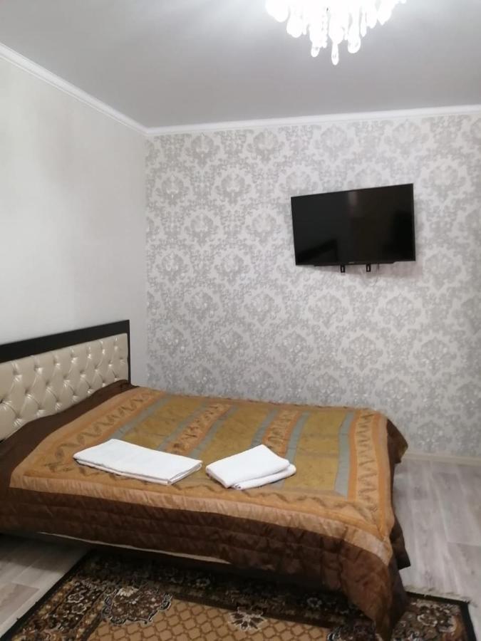 Happy House Apartman Karagandi Kültér fotó