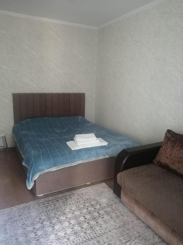 Happy House Apartman Karagandi Kültér fotó